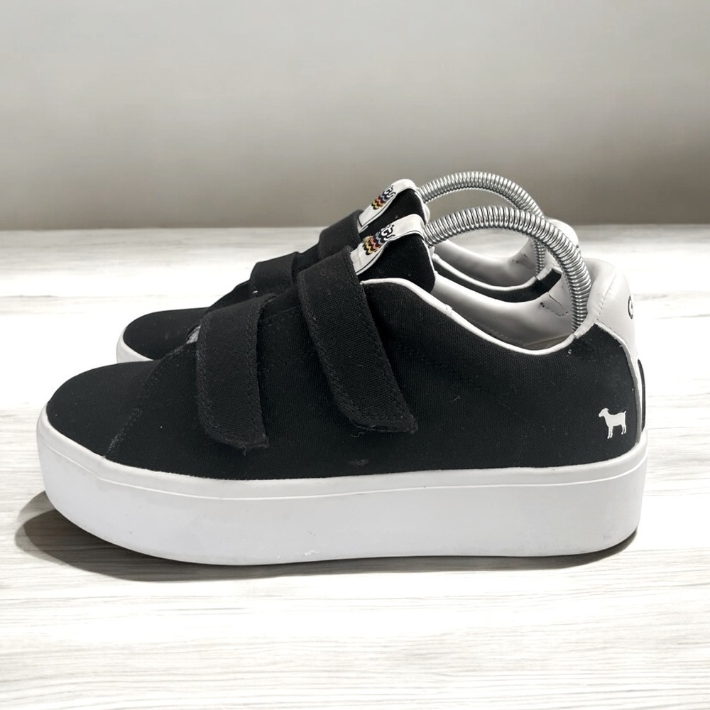 Goats Women's Black Canvas
The 305 2-Strap Slip-On Platform Sneakers SZ 8.5